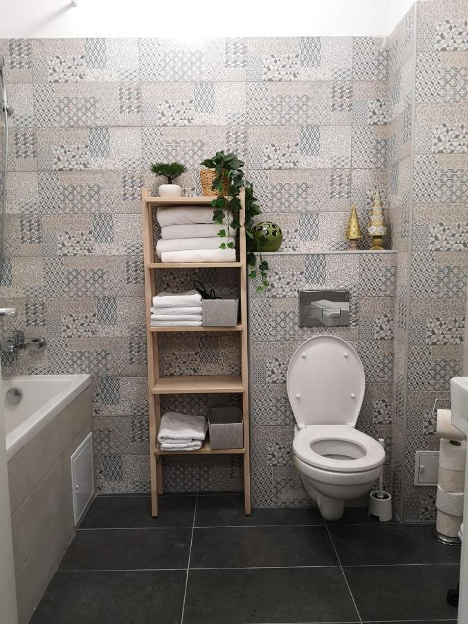 Lazo Two Room- Luxury Apartment Bucureşti Exterior foto